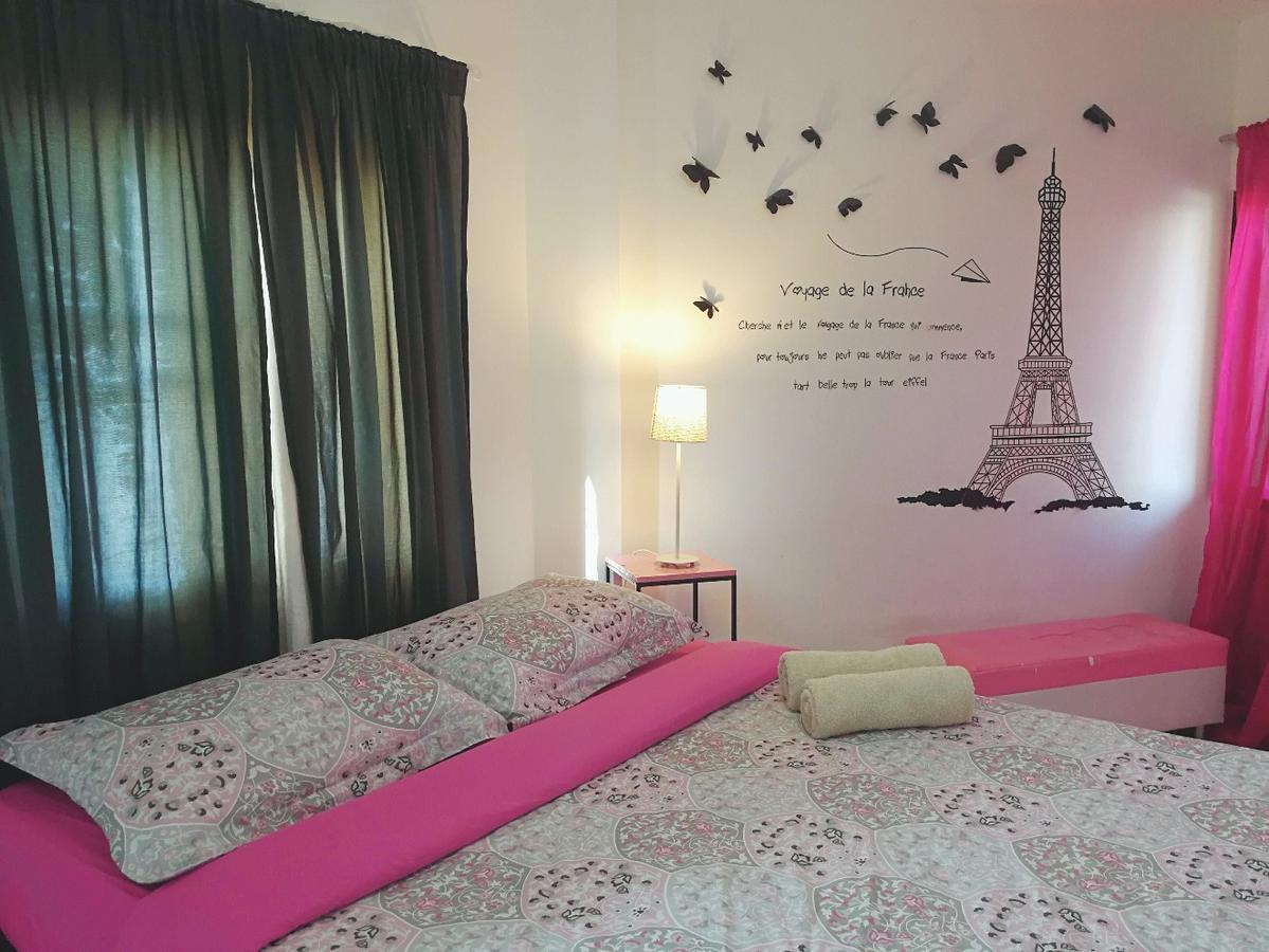 Bed and Breakfast Banmeesukko à Phitsanulok Extérieur photo